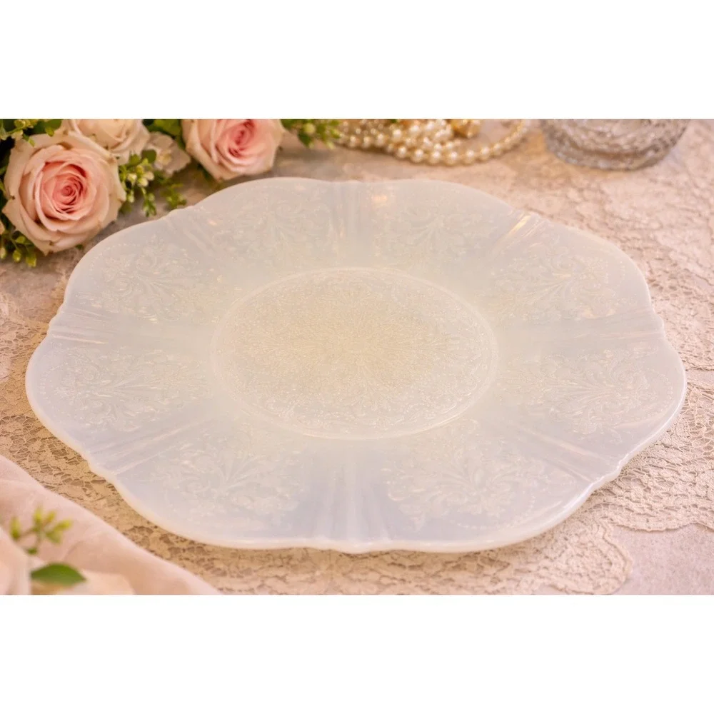 Vtg Victorian Petalware Plate 11